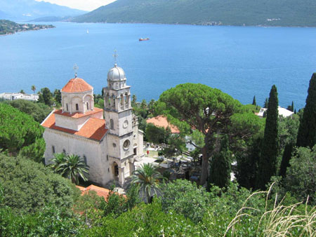 Manastir Savina